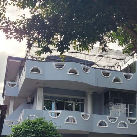 Villa Butterfly Moragalla Bagian luar foto