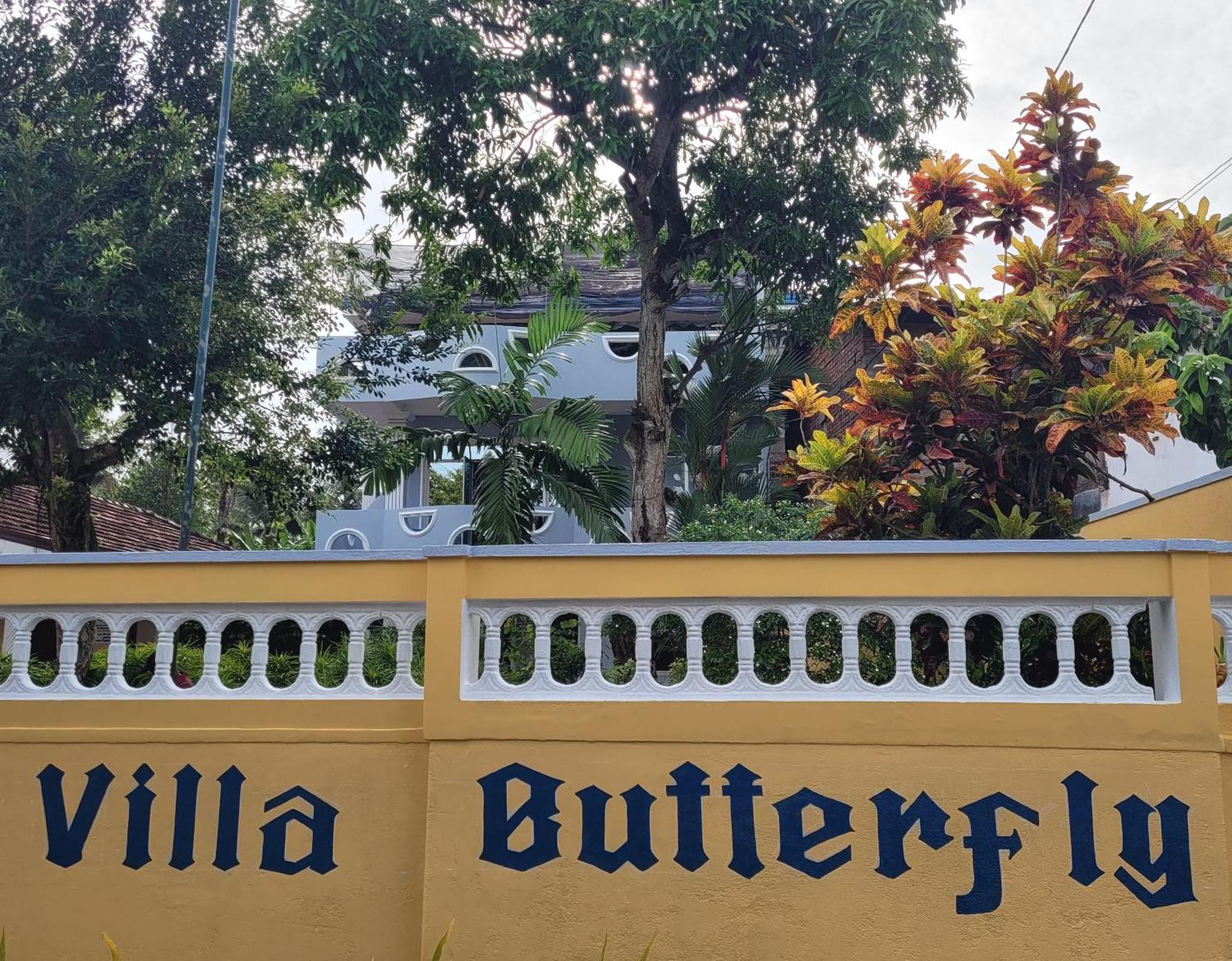 Villa Butterfly Moragalla Bagian luar foto